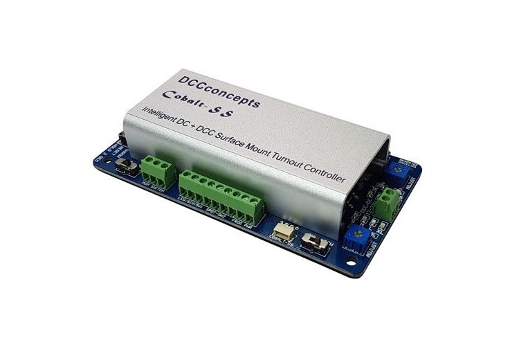 dcc-concepts-dcp-cbss-2-cobalt-ss-with-controller-and-accessories-2_90192791